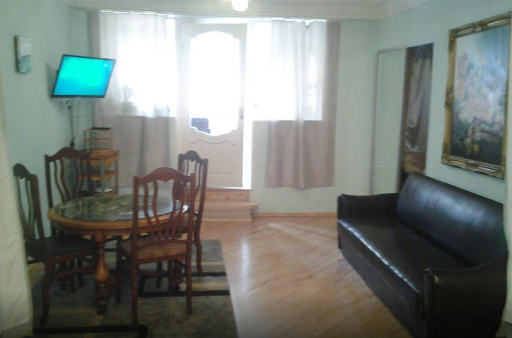 Evrika Apartments On Rustaveli Avenue Τυφλίδα Εξωτερικό φωτογραφία