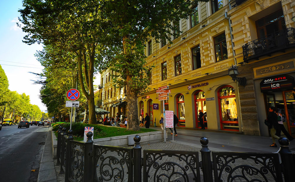 Evrika Apartments On Rustaveli Avenue Τυφλίδα Εξωτερικό φωτογραφία